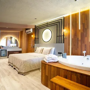  Hotel & (adults Only)